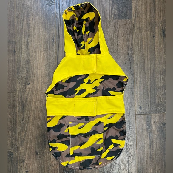 COPY - Reversible Doggie Raincoat - Picture 2 of 4